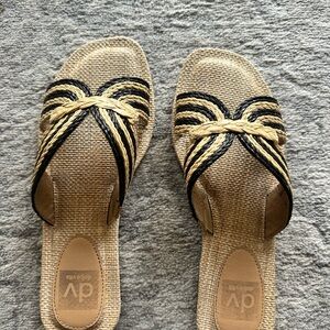 DV by Dolce Vita Woven Sandals - Black and Tan
